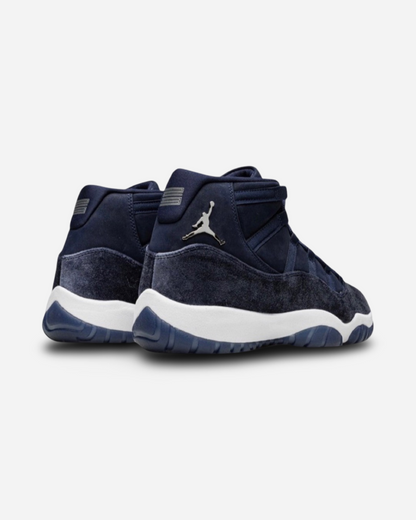 Air Jordan 11 Retro Wmns 'Midnight Navy Velvet'