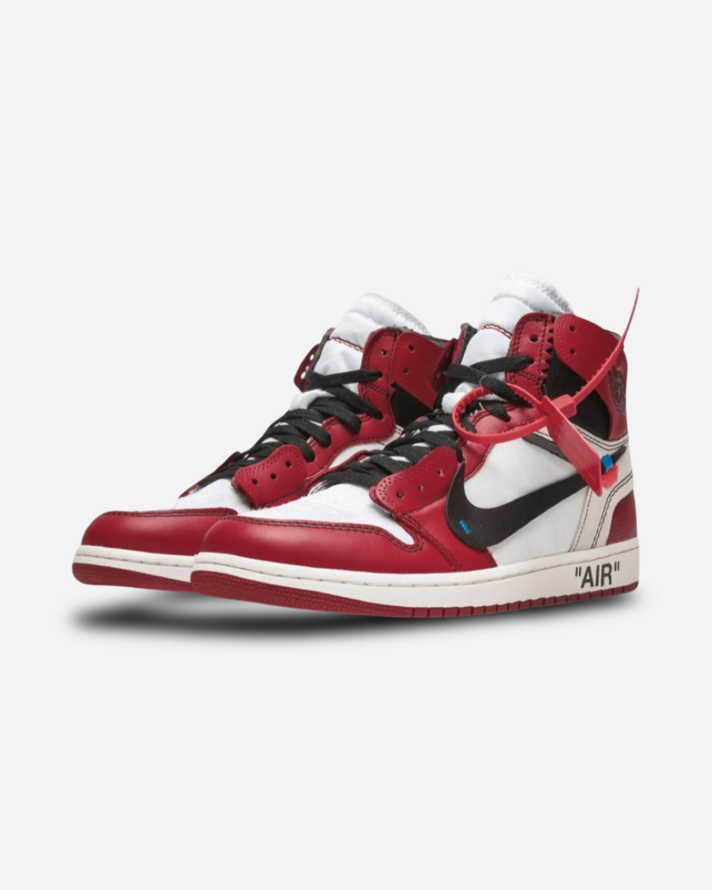 Off-White x Air Jordan 1 'Chicago'