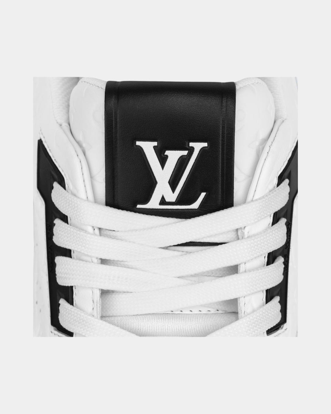 LV Trainer 'White Black' - Creps City