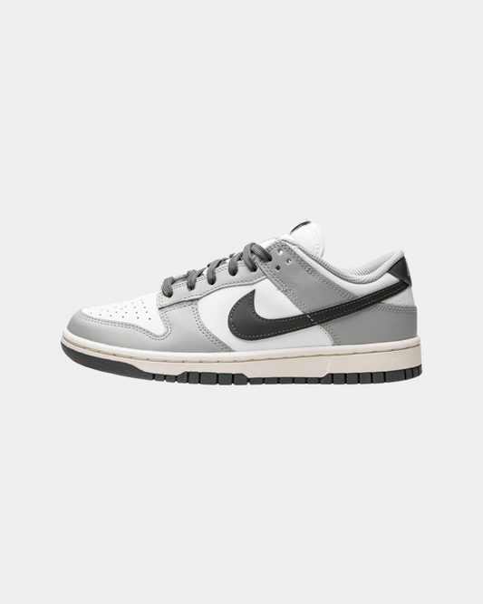 Nike Dunk Low Wmns 'Light Smoke Grey' - Creps City