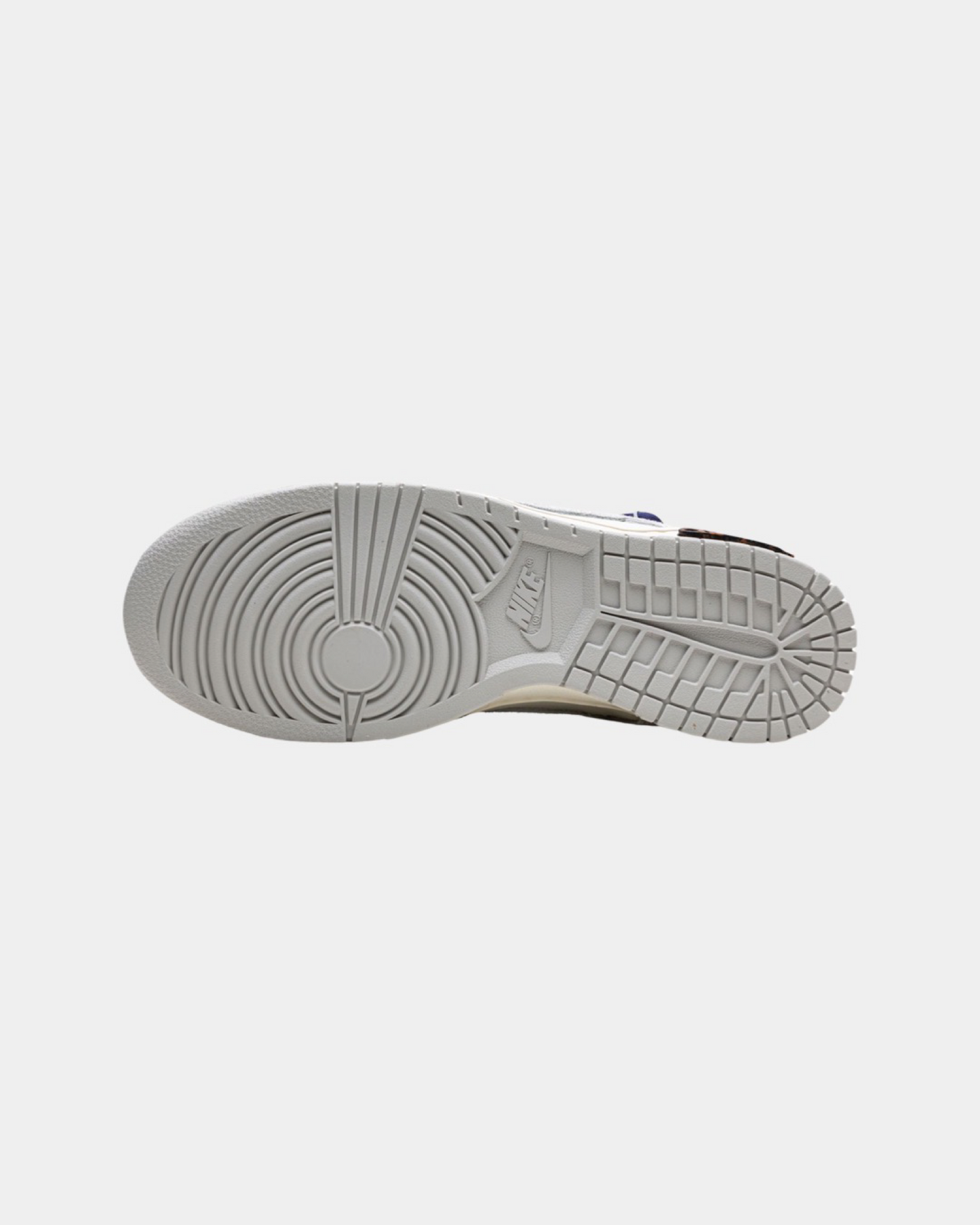Off-White x Nike Dunk Low 'Lot 18 of 50' - Creps City