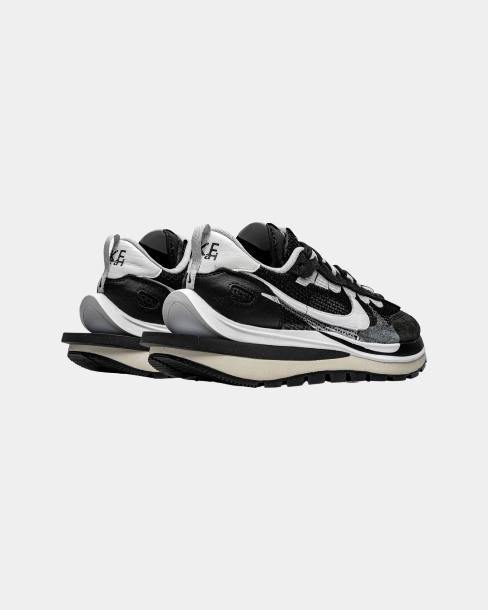 Sacai x Nike VaporWaffle ‘Black & White’ - Creps City